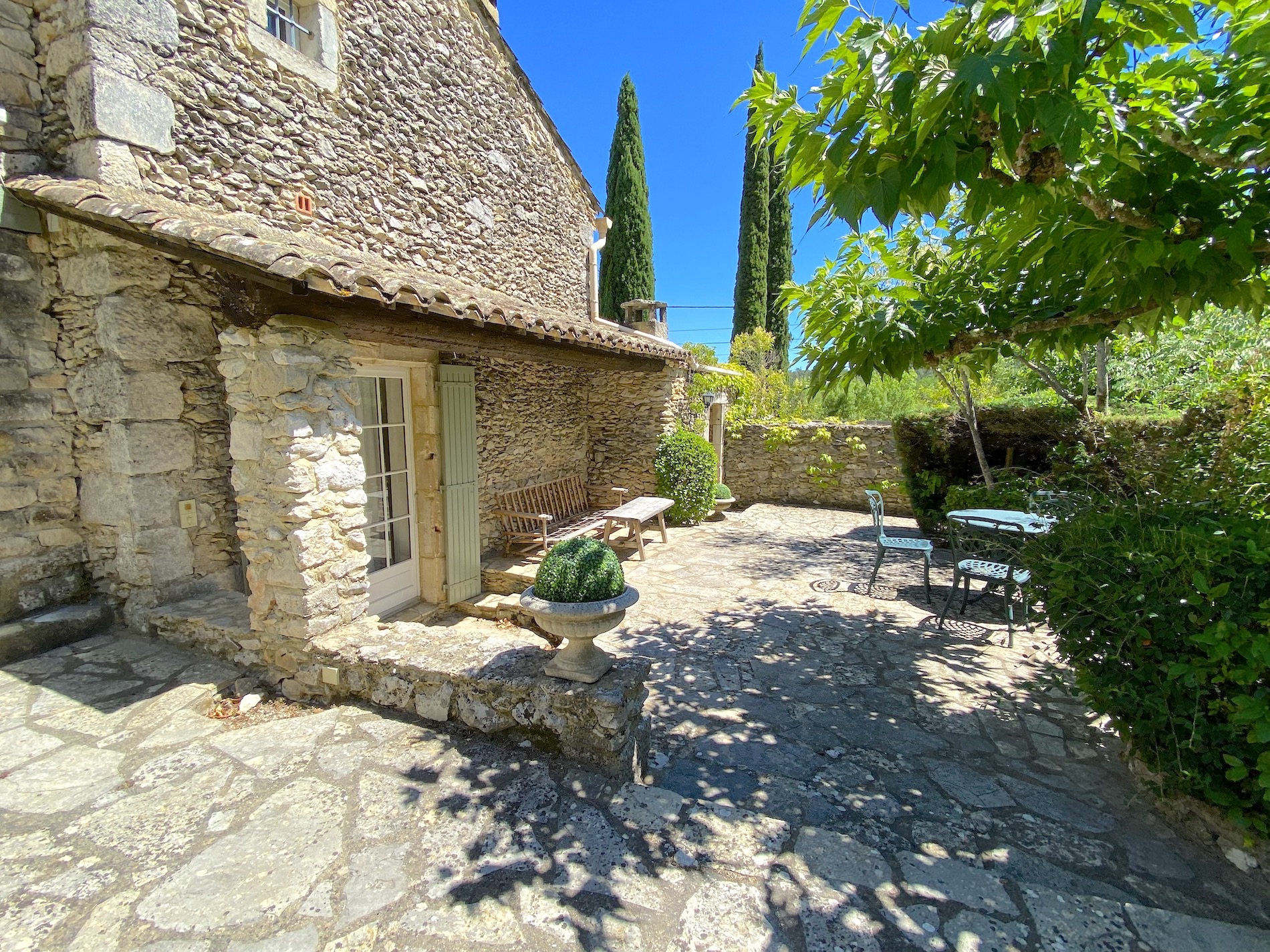 83187 : Cèze Valley, Charming house with garden and swimming pool